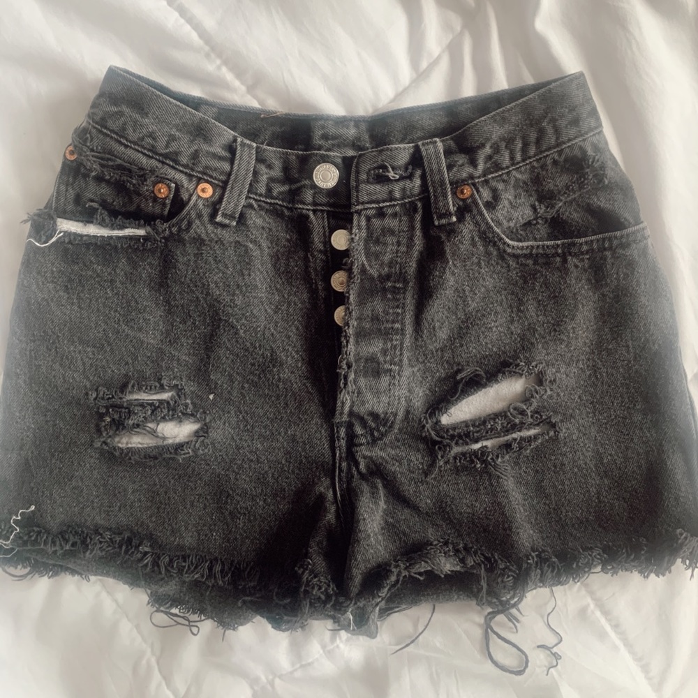 High-Rise Vintage Levi Jean Short!